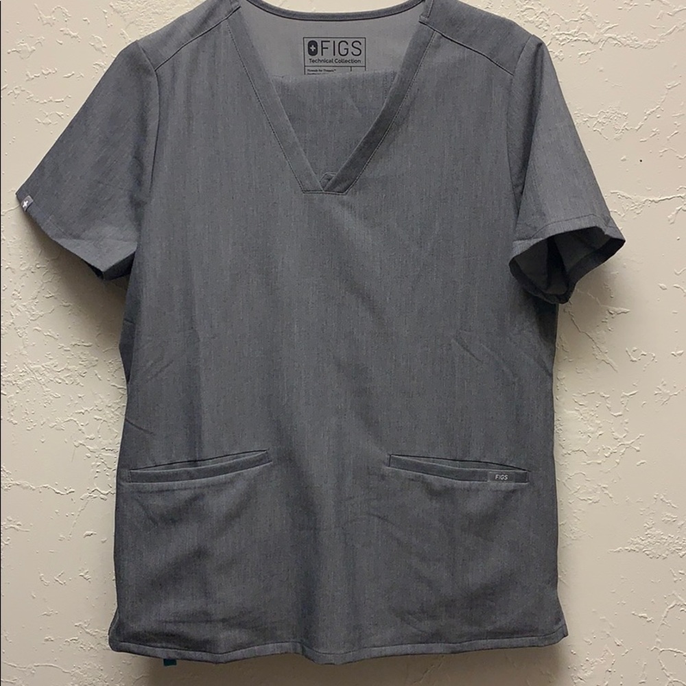 Figs graphite scrub top